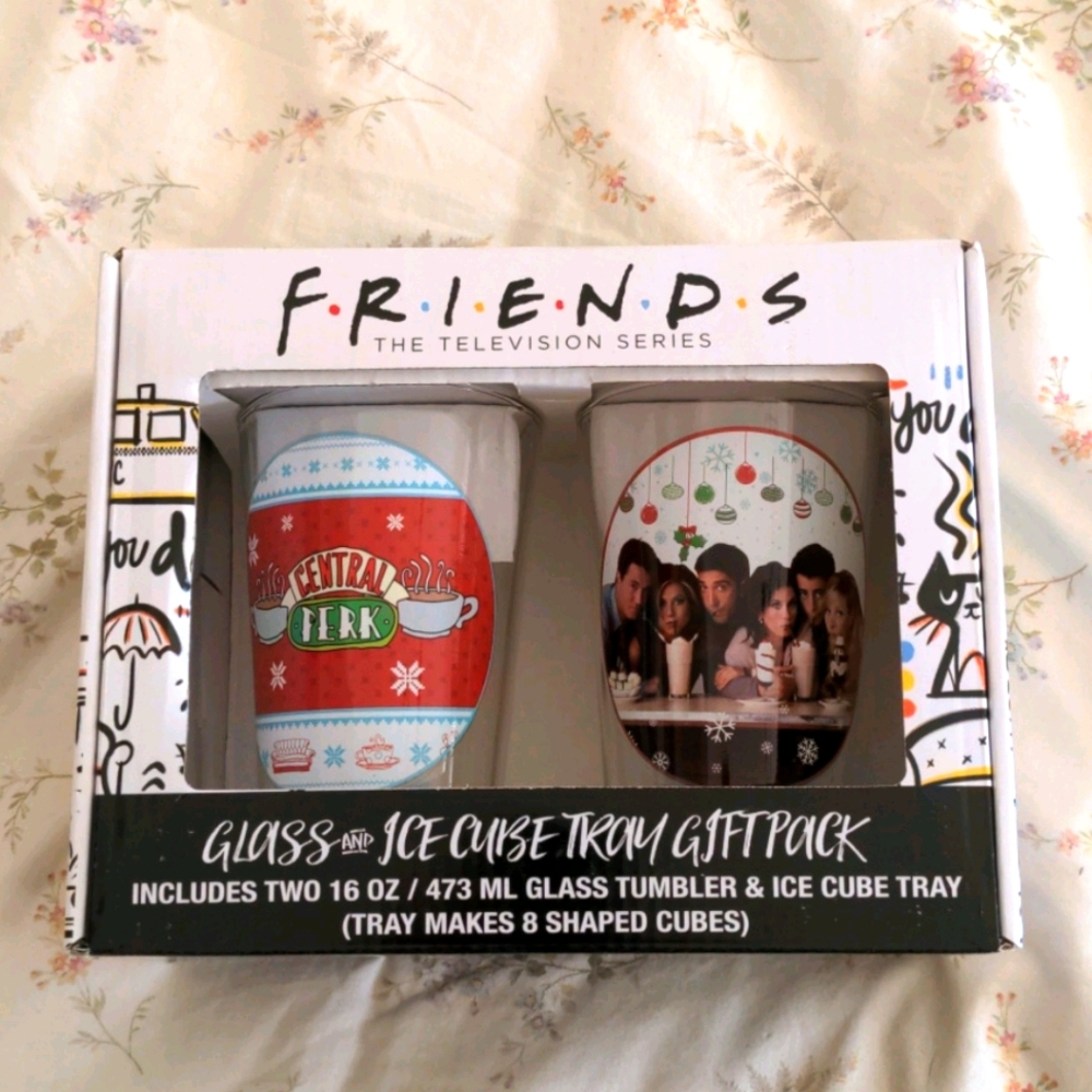 Friends Gift Pack set